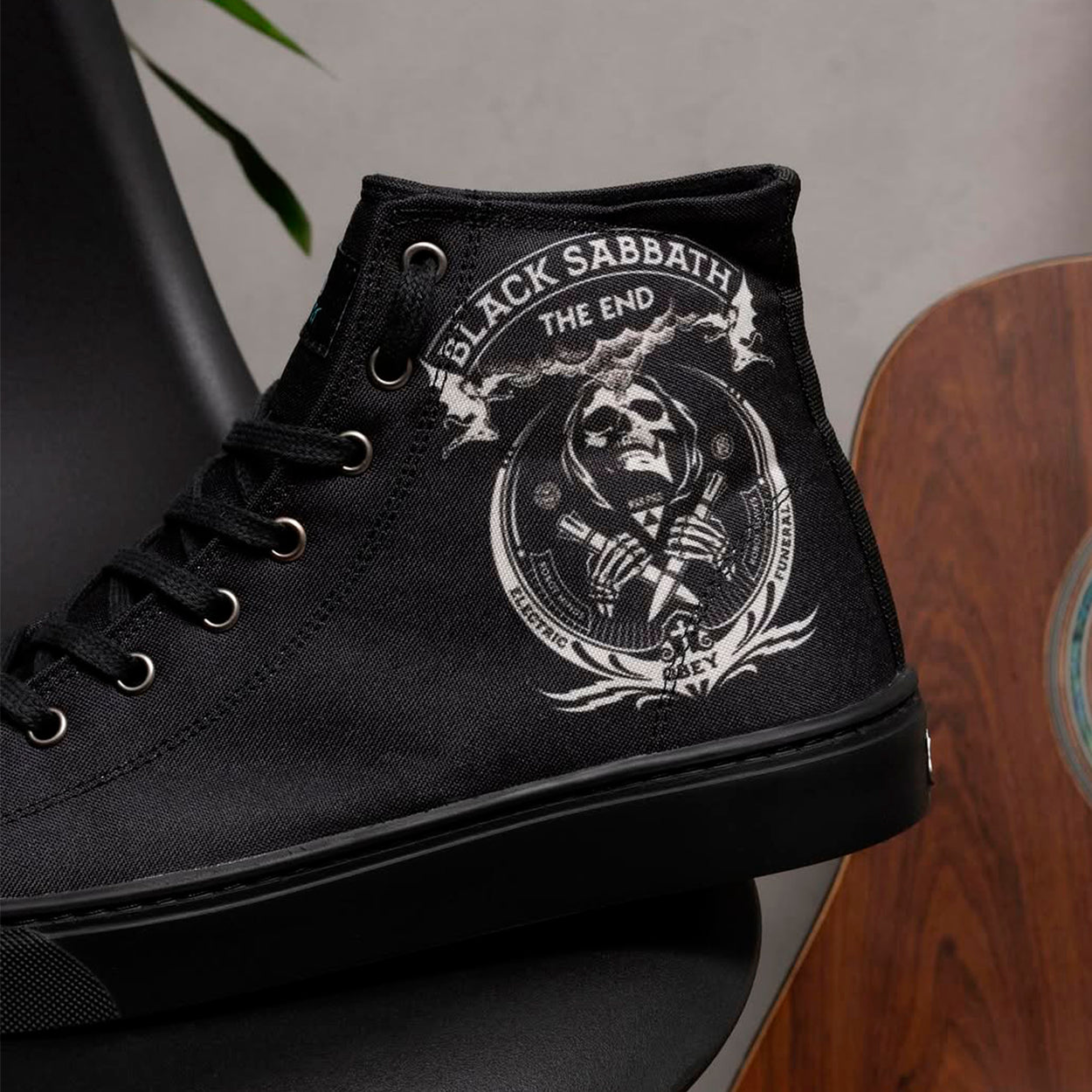 Tênis Cano Alto Preto Black Sabbath The End Heavy Metal Bandas de